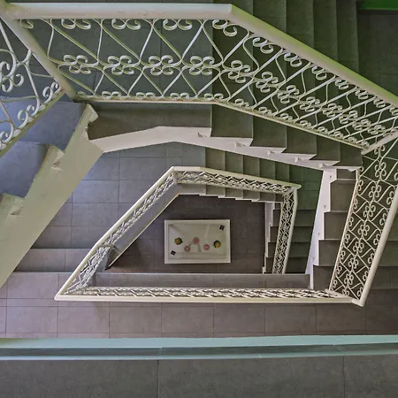 So8 アパート アヤナパ